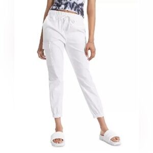 Nwt TinselTown Size M Demin Joggers Bright White